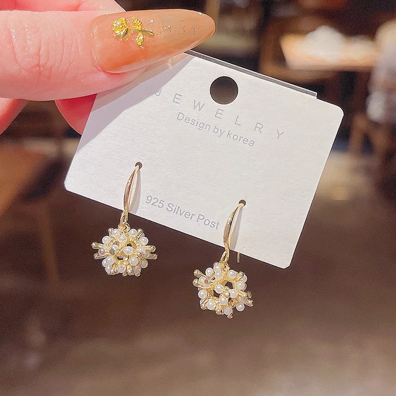 

Женские серьги-гвоздики из серебра 925 пробы, с жемчугом