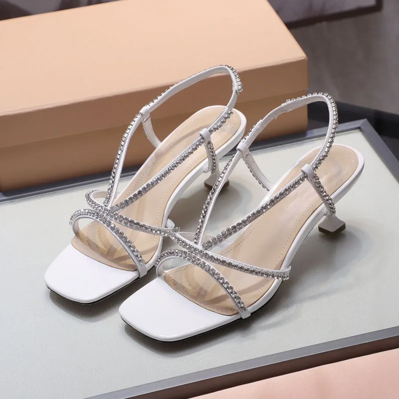 

2021 Fashion Summer Designer Luxury Brand Square Head Rhinestone High Heel Sandals for Ladies Size 34-40 with Dust Bag