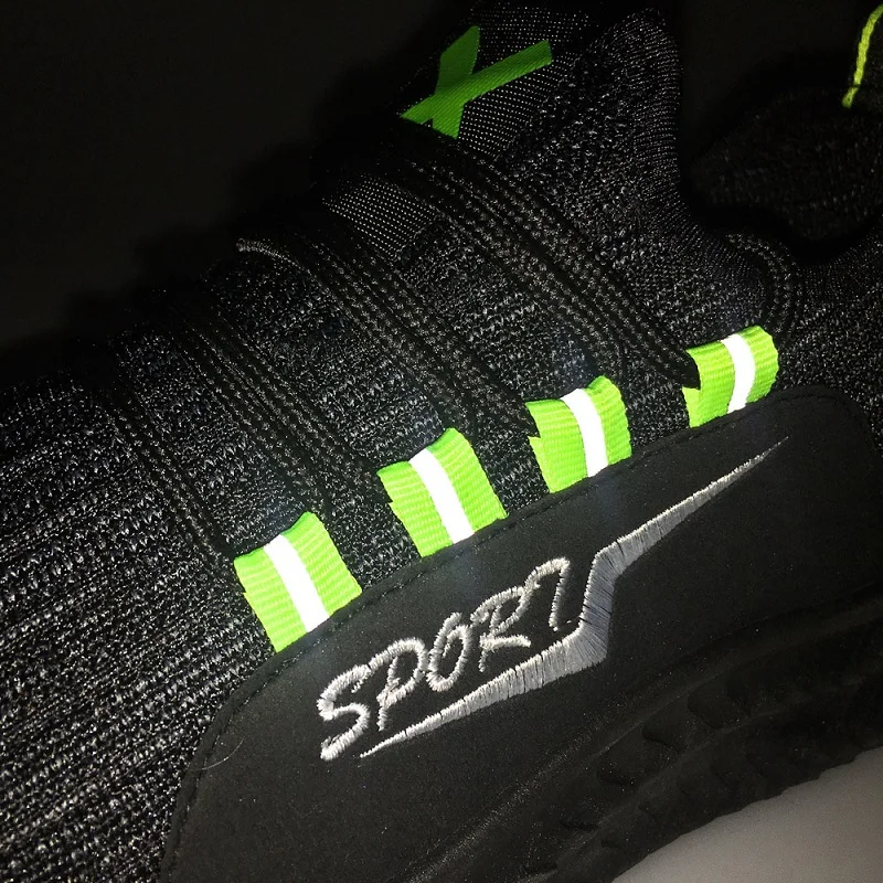 Мужские черные кроссовки воздухопроницаемая обувь однотонная спортивная