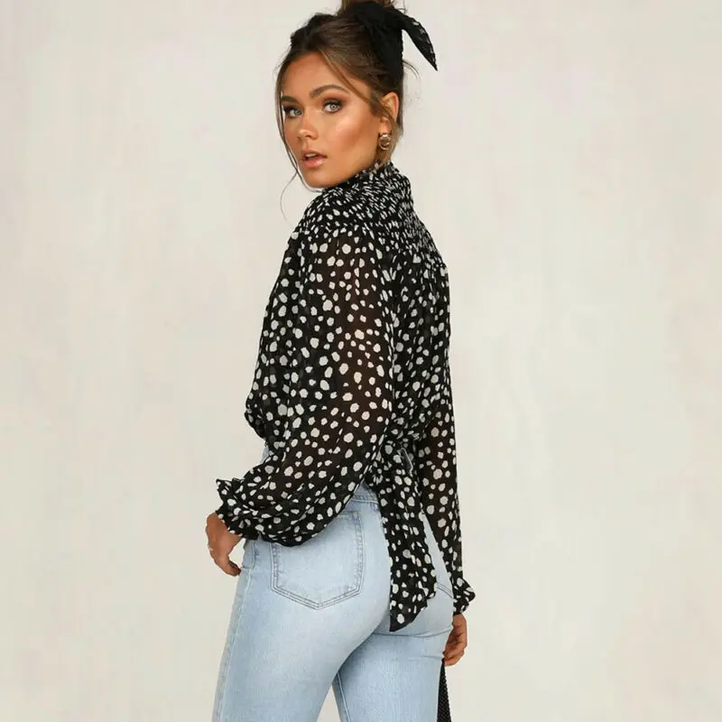 

Shirts & Blouses