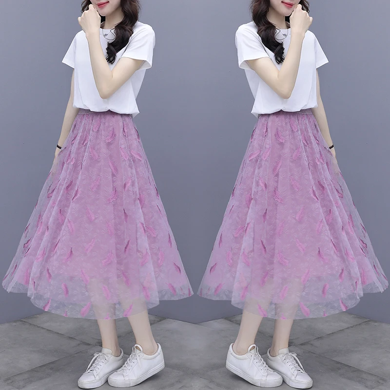 

Knitting Embroidered Pleated Skirt Suit New T-Shirt Girl Summer Heavy Feather Fashionable White Blouse Sweet Women Outfit