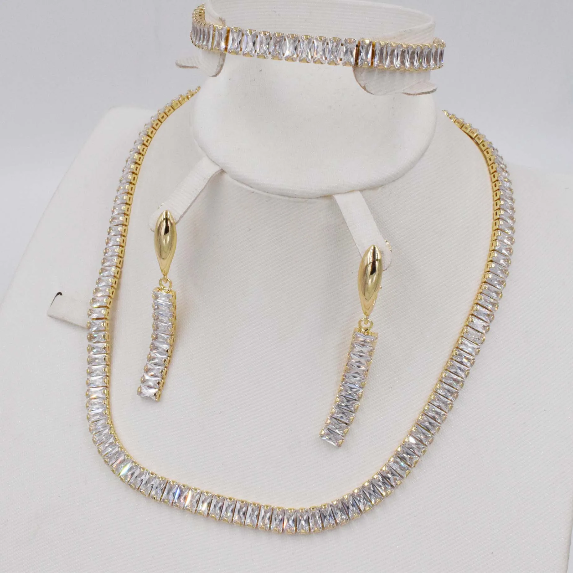 Комплект из колье и серёг бисера браслета | Украшения аксессуары