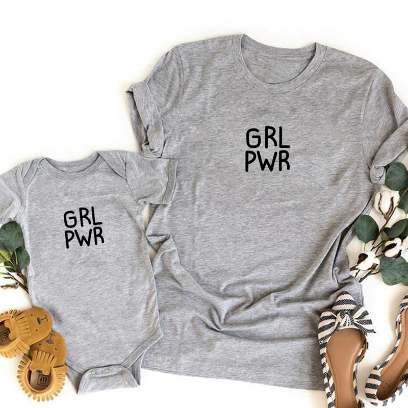 Camiseta a juego para la familia, ropa con estampado de letras Grl Pwr, pap&aacute;, mam&aacute; y yo, Padre, Hijo, madre e hija, trajes a juego-3