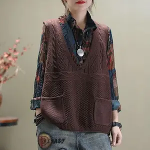 Жилет женский вязаный без рукавов, с V-образным вырезом