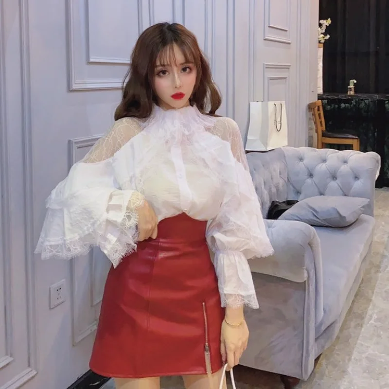 

Женская блузка с кружевными оборками, свободная рубашка в Корейском стиле с расклешенными рукавами, блузка на весну-осень