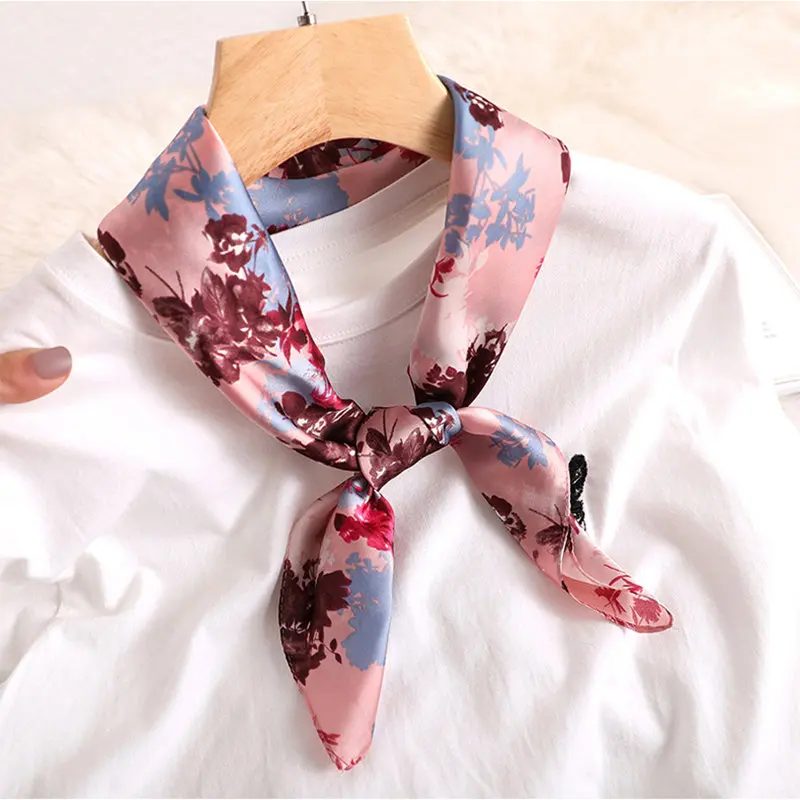 Кои прыгающий Новый женский модный популярный маленький шелковый шарф цветочный