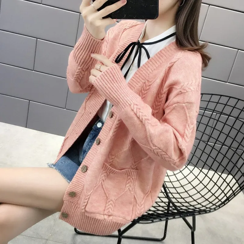 

Knitted cardigan loose sweater jacket women 2021 spring and autumn winter Korean style diamond lazy new style