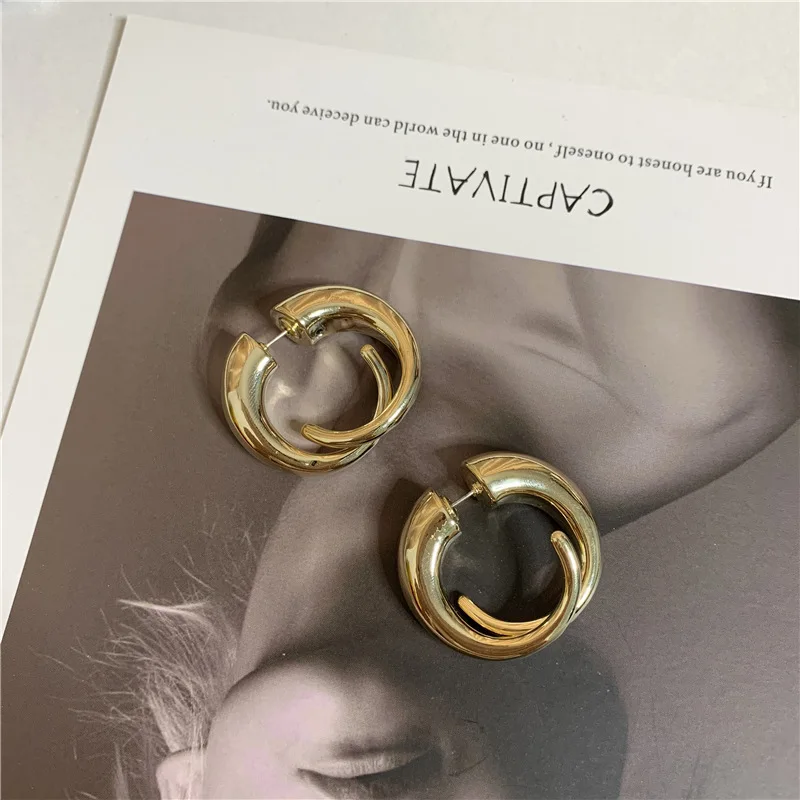 Женские массивные серьги-гвоздики в стиле панк золотистые/Серебристые серьги с