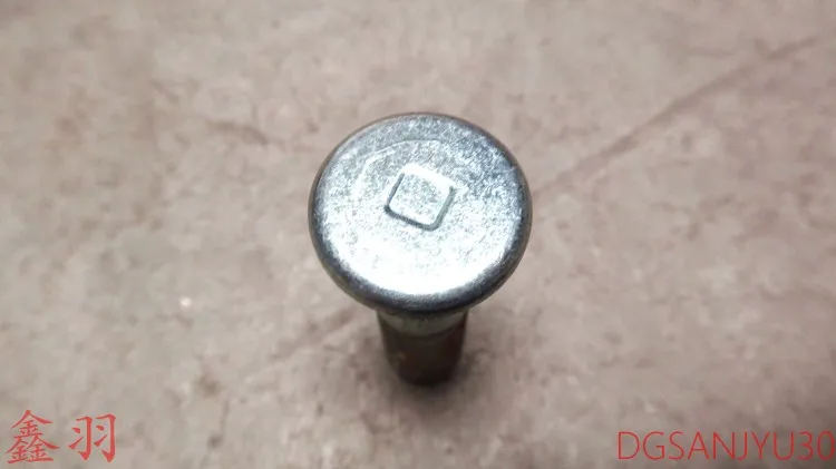 PAJERO V73V93V97 Колесный болт ступица колеса MB584750 оригинал