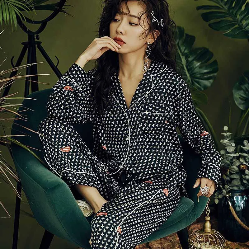 Женский пижамный комплект из мягкого шелка Элегантная атласная пижама с