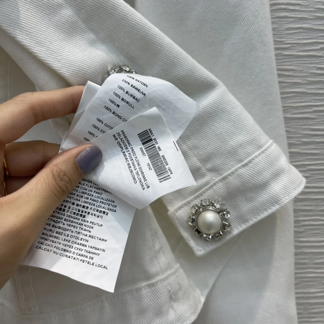 

Casual Style White Denim Jackets for Women Spring 2021 Pearl Single Breasted Loose Denim Jackets Muti Pockets Denim Jackets Lady