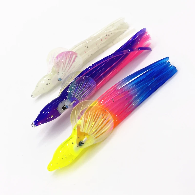 

5pcs*7cmLuminous Octopus Lure with Gill Calamar Jigging Fishing Lure Sea Fishing Wobbler UV Glow Soft Lure Squid Skirt Fishing