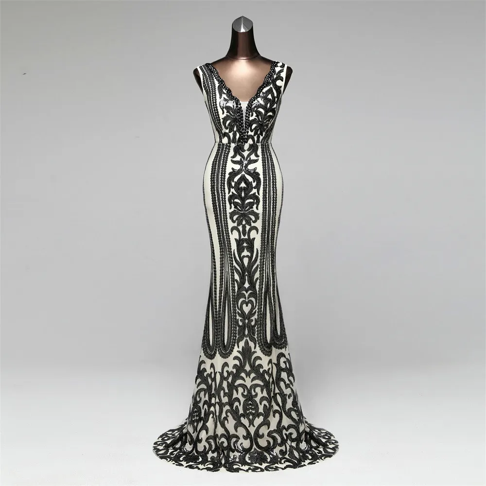 

BE HYGGE 2020 Fashion New Deep V Long Banquet Dress Sexy Halter Luxury Black Gold Sequin Formal Banquet Dress Prom Party Dress