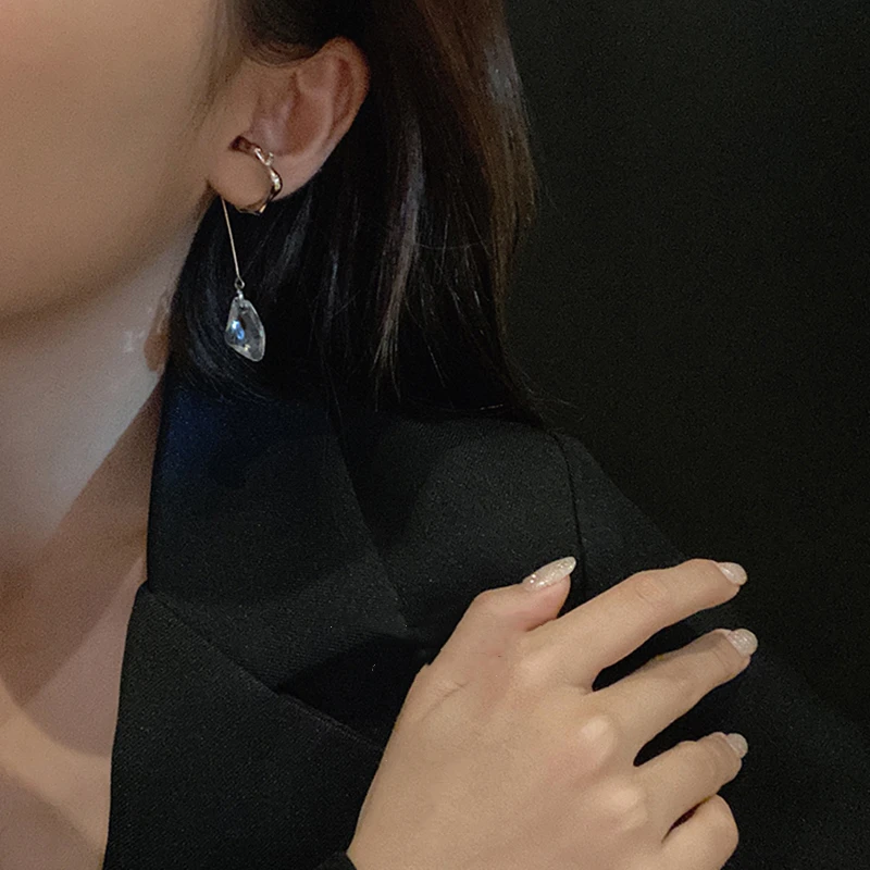 

Korean Fashion Trend Crystal Ear Bone Buckle Wild Niche Ear Hook Without Pierced Ears and French Ear Clip Female 2021 New