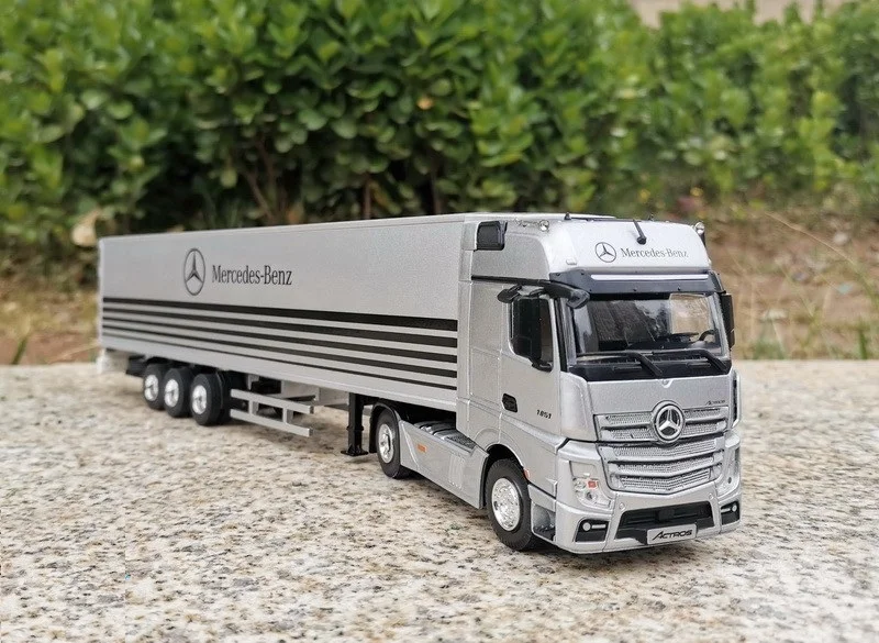 Коллекционная литая игрушка модель в подарок масштаб 1:50 стандартные актеры