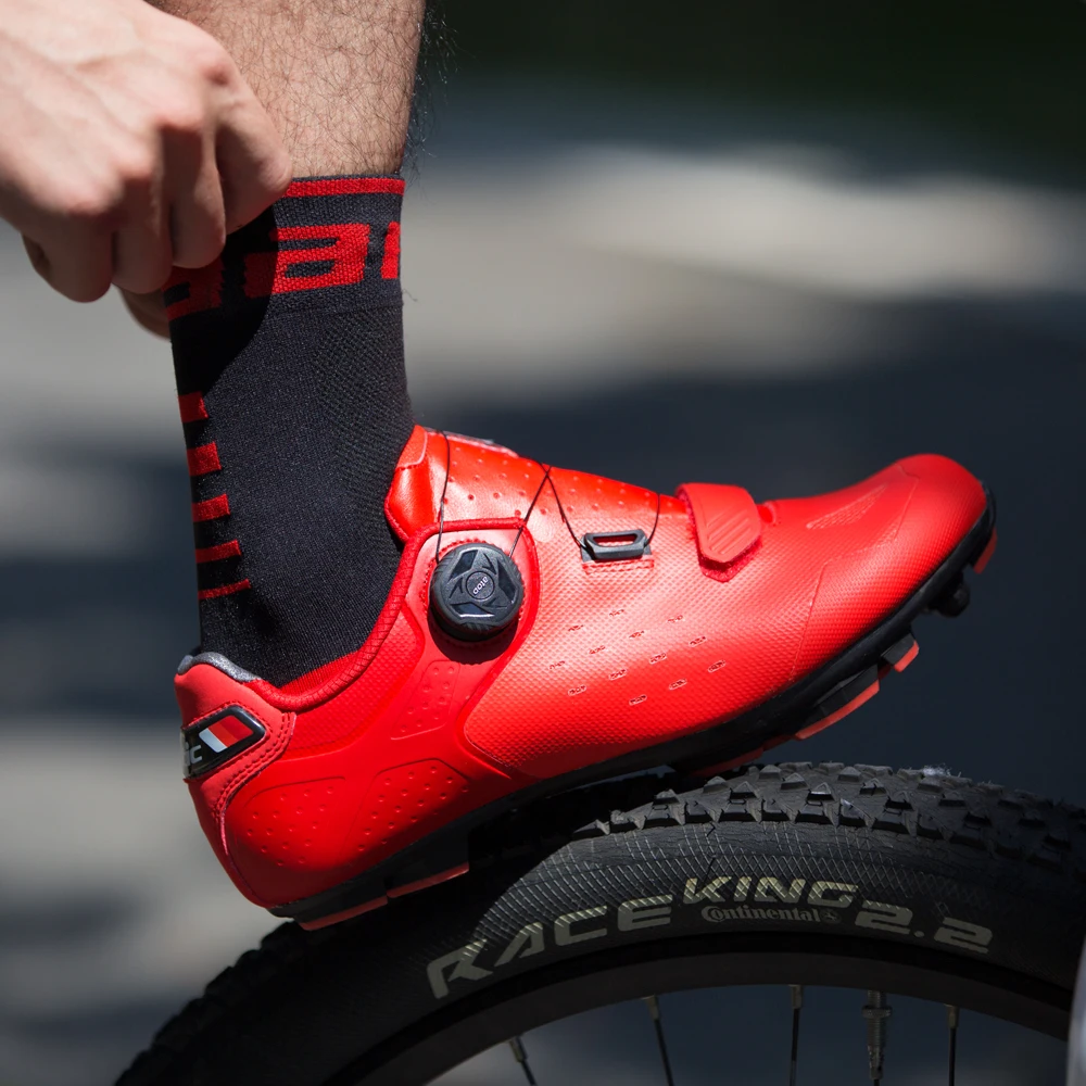 Santic обувь для велоспорта MTB кроссовки противоскользящие профессиональные