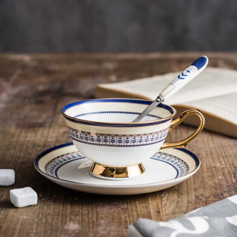 Кофейная чашка и блюдце в британском стиле набор из розового костяного фарфора