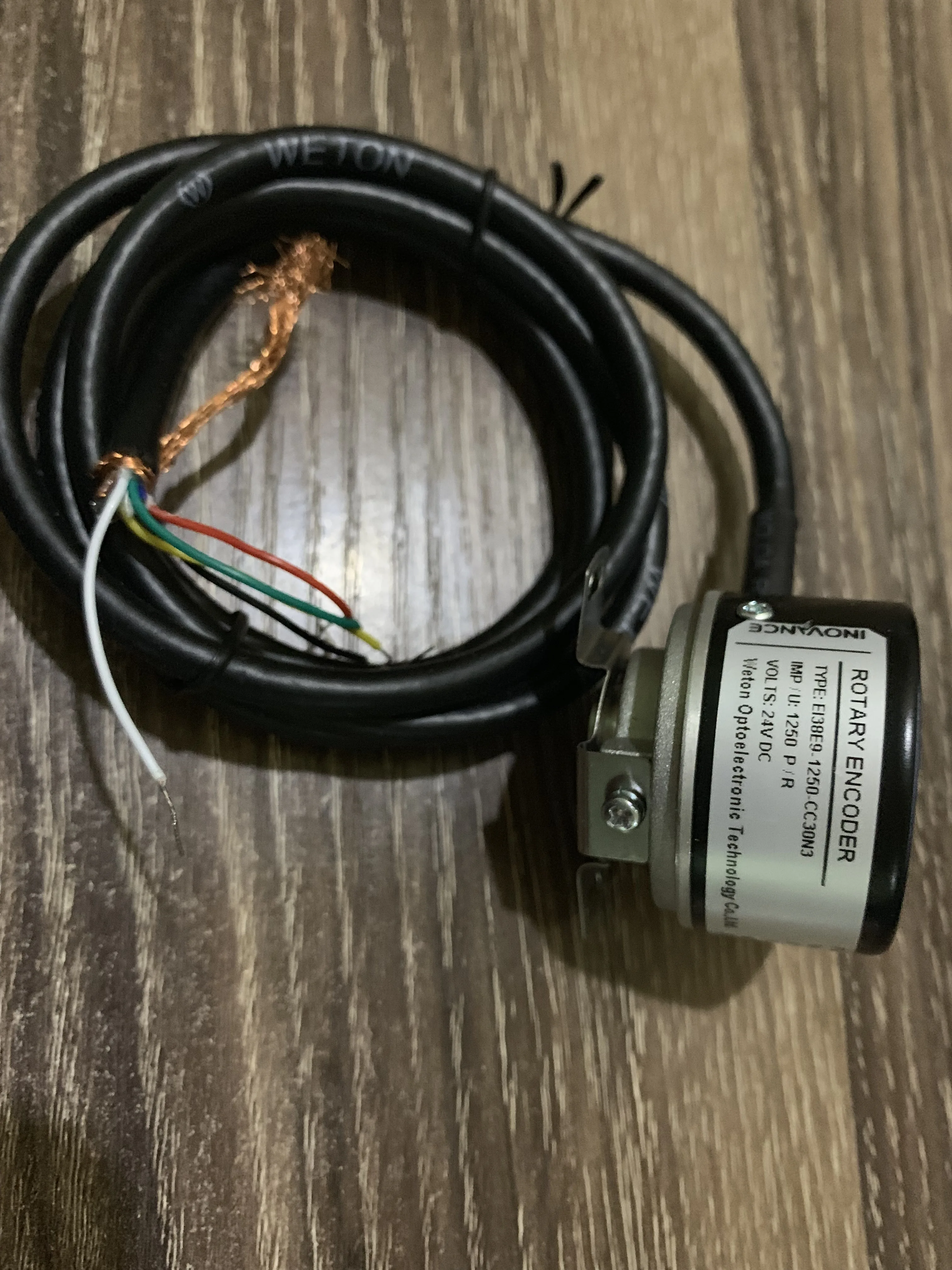 EI38E9-1250-CC30N3 абсолютно новый оригинальный аутентичный Changchun Huitong асинхронный