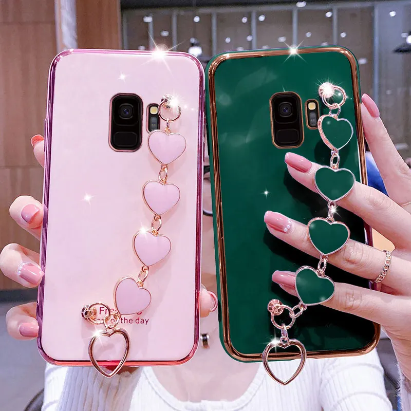 

Wrist Bracelet Phone Case For Samsung S9 Case Luxury Heart Chain Plating Cover For Samsung Galaxy S9 S10 PLus S10E Capa