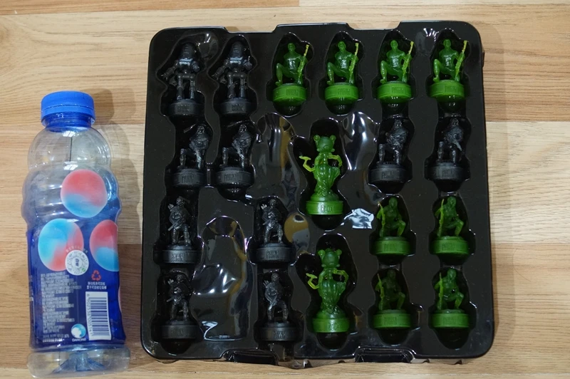 Настольная игра в шахматы Cyberpunnk 20 шт./компл.