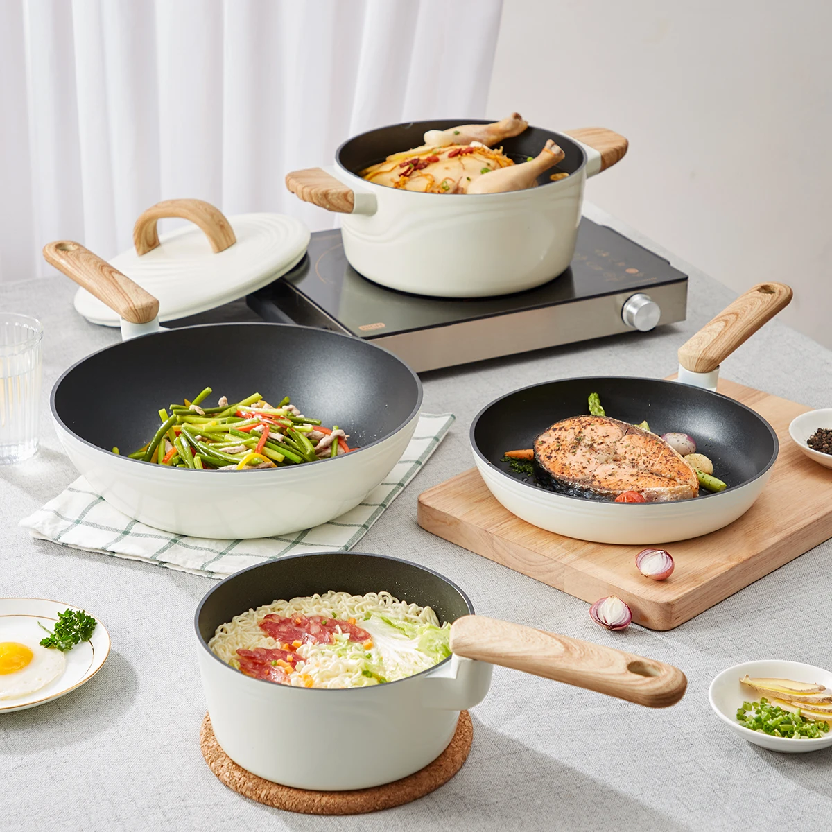 

Soup Pot Nordic Non-stick Pot Household Instant Noodle Pot Small Boiling Pot Thickened Pot Gas Induction Cooker General