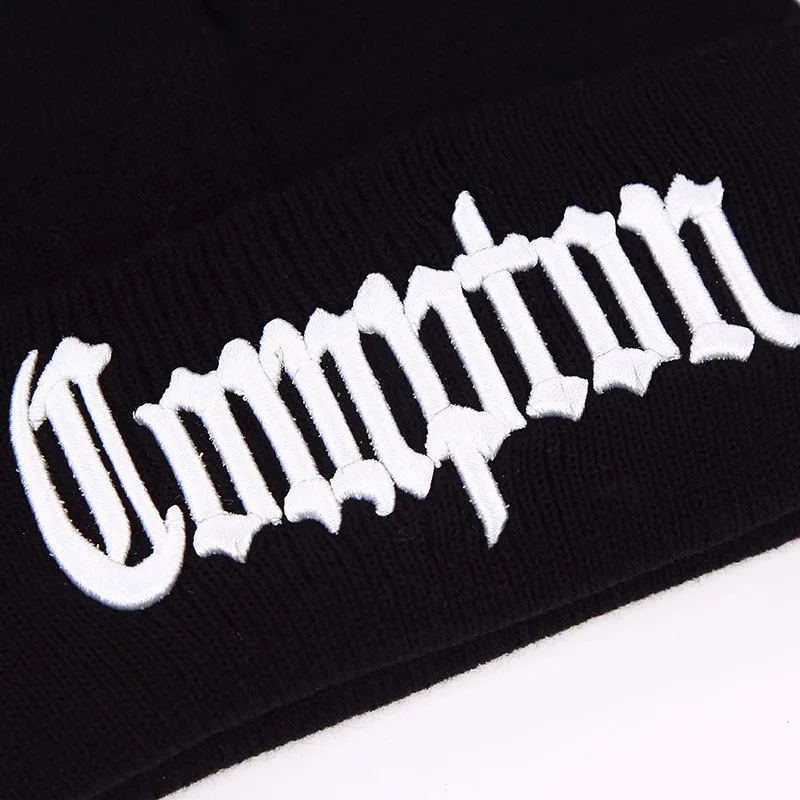 Облегающая шапка PANGKB от бренда COMPTON осенне зимняя мягкая теплая вязаная из