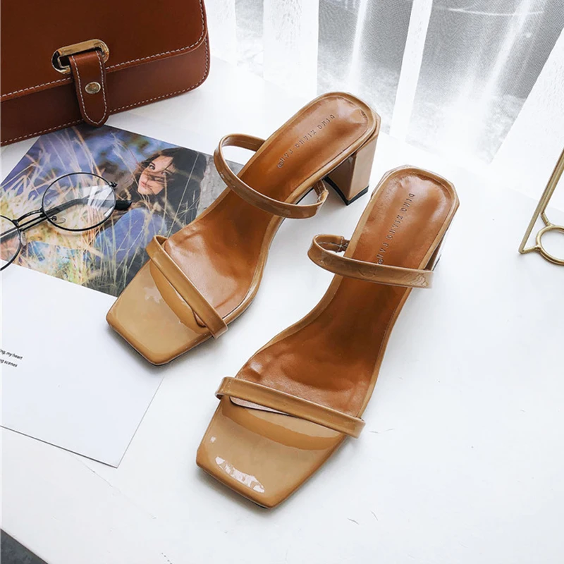 Slip On Square Heel Women Slipper Summer Outdoor Trendy Comfortable Women Sandals Thin Strap Women Slipper Elegant Women Shoe