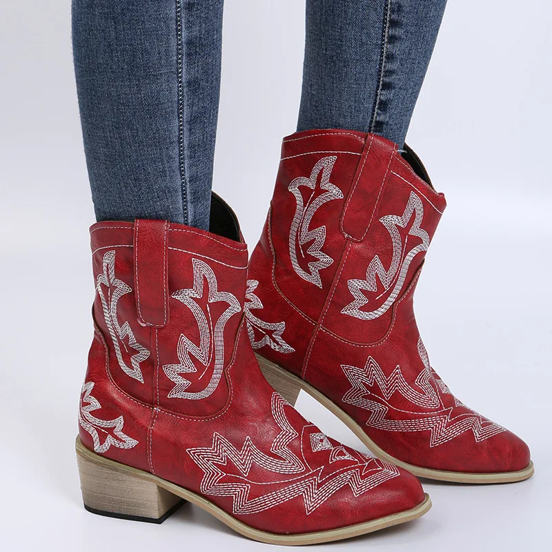 

Large Size Women's Shoes New Fashion Autumn and Winter Ethnic Style Embroidery Roman Boots Women's Mid-tube Martin Boots