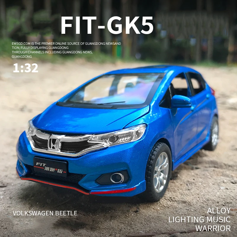 

Модель спортивного автомобиля HONDA Fit GK5, 1:32, литье под давлением, игрушечный автомобиль, металлическая модель автомобиля, имитация коллекции,...