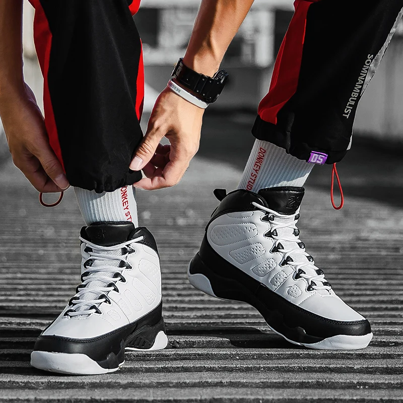 

Brand Men Basketball Shoes Non-slip Sports Shoes 2020 Shockproof Basketball Boots Breathable Male Jordan Sneakers Tenis Basquete