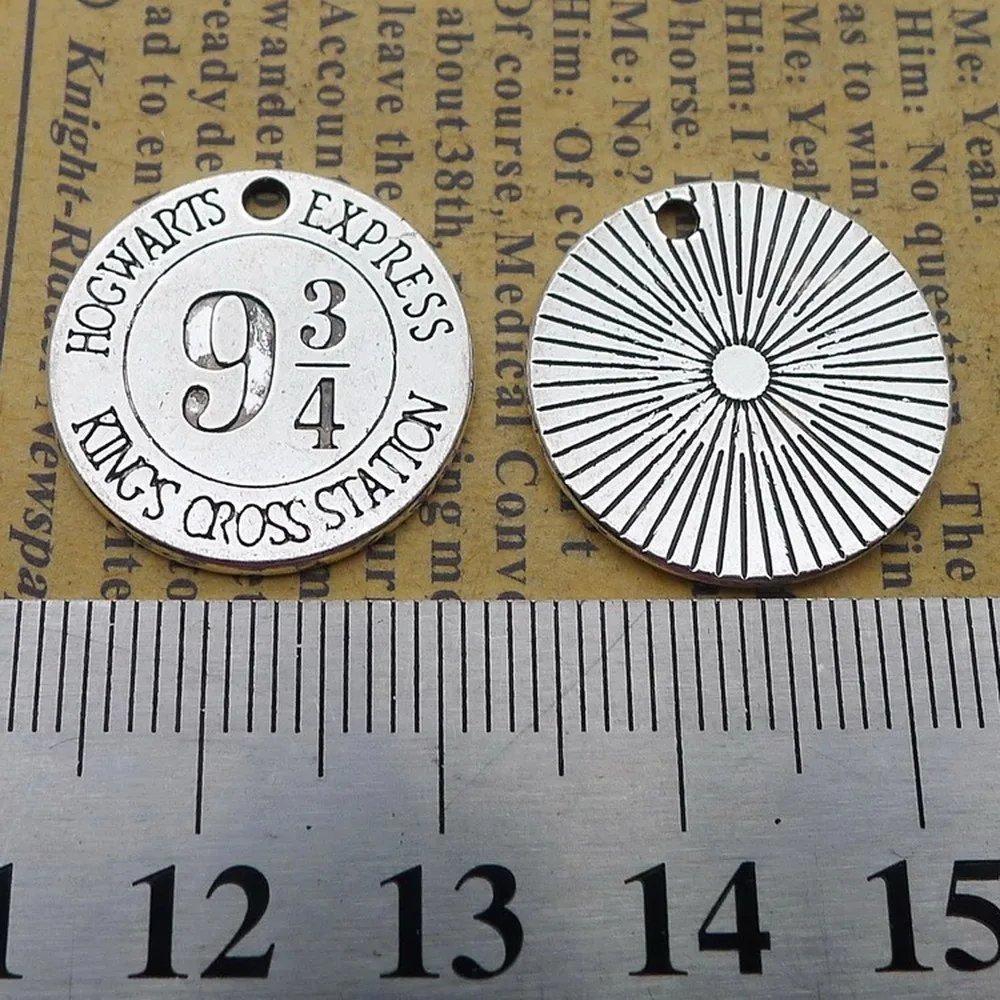 

100pcs Coin Charms 20mm x 20mm DIY Jewelry Making Pendant antique silver color