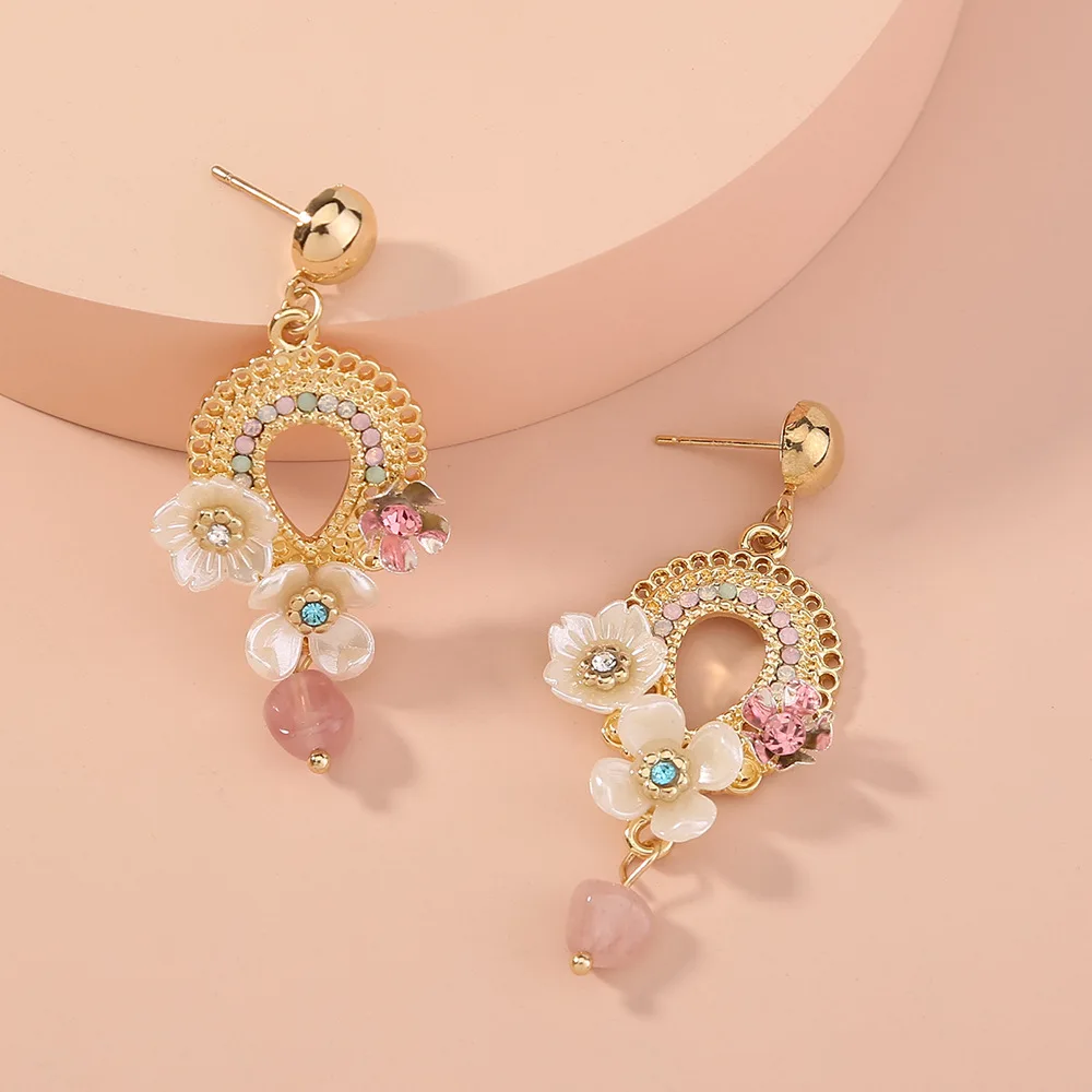 

Gold Bohemian Dangle Earrings for Women Boho Drop Earring with Pearl Flowers Handmade Female 2021 Fashion Earrings Jewelry