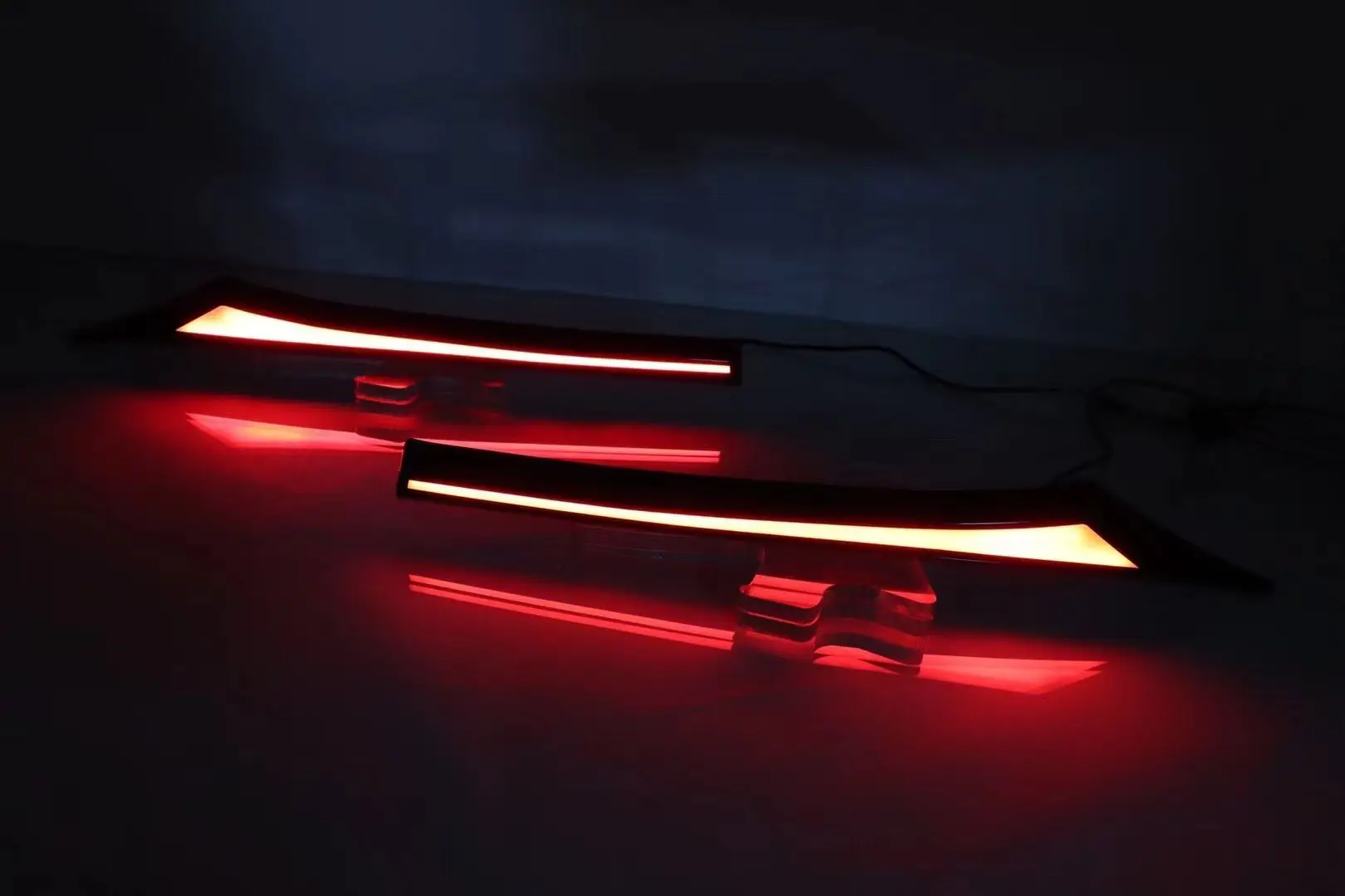 

1Set Car Rear Bumper Trunk Tail Light For cx-5 cx5 - 2020 LED Rear Fog Lamp Brake Light Dynamic Turn Signal Reflector