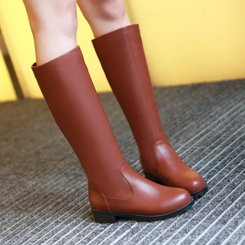 Женские сапоги без застежки Taoffen зимние теплые до колена размеров 34-43 с мехом и