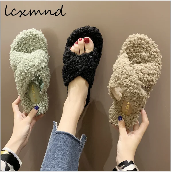 Женские тапочки с перекрестным мехом коллекция 2019 года сезон осень новые модные