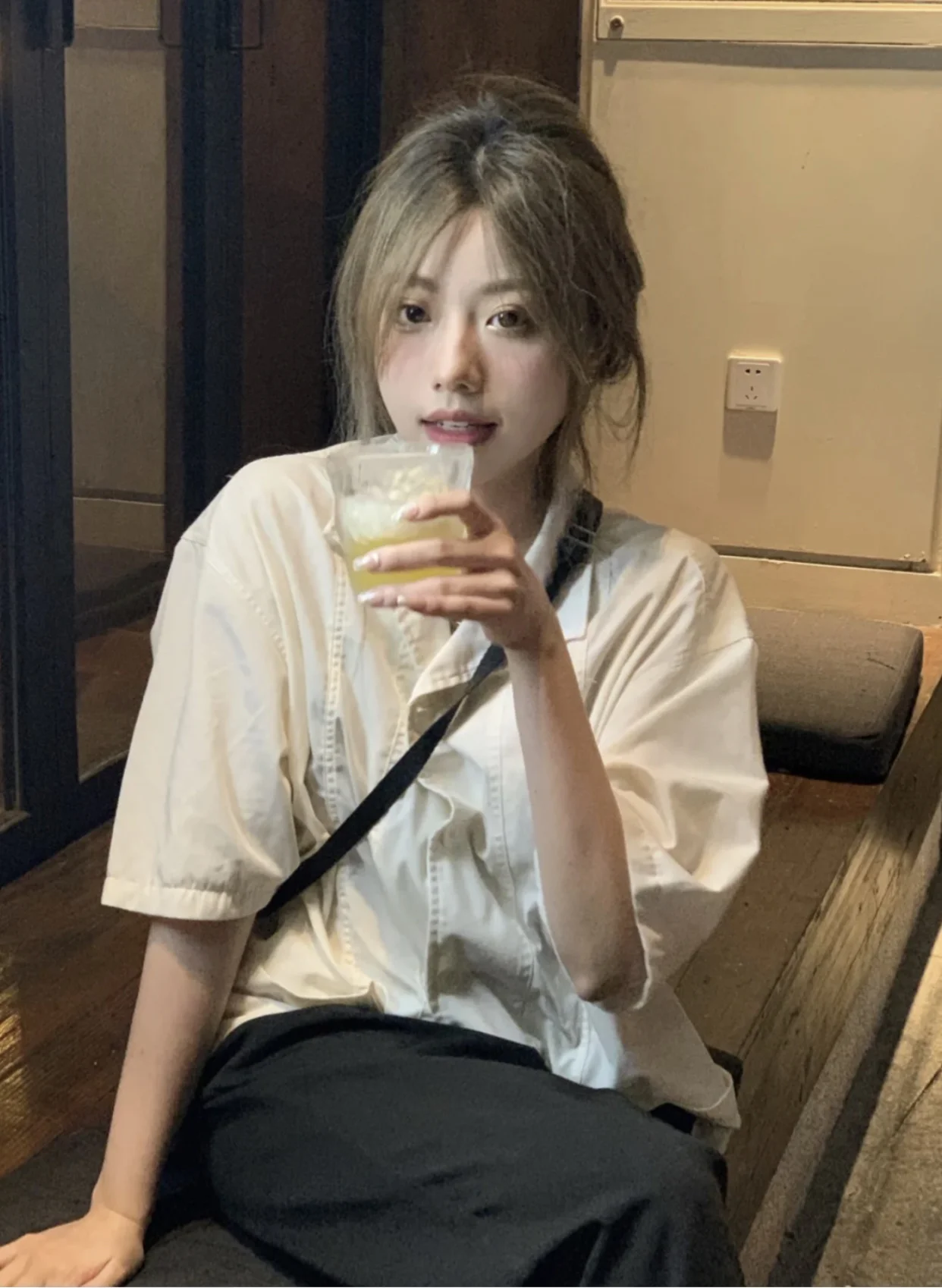 Рубашка женская свободная с коротким рукавом белая | Женская одежда