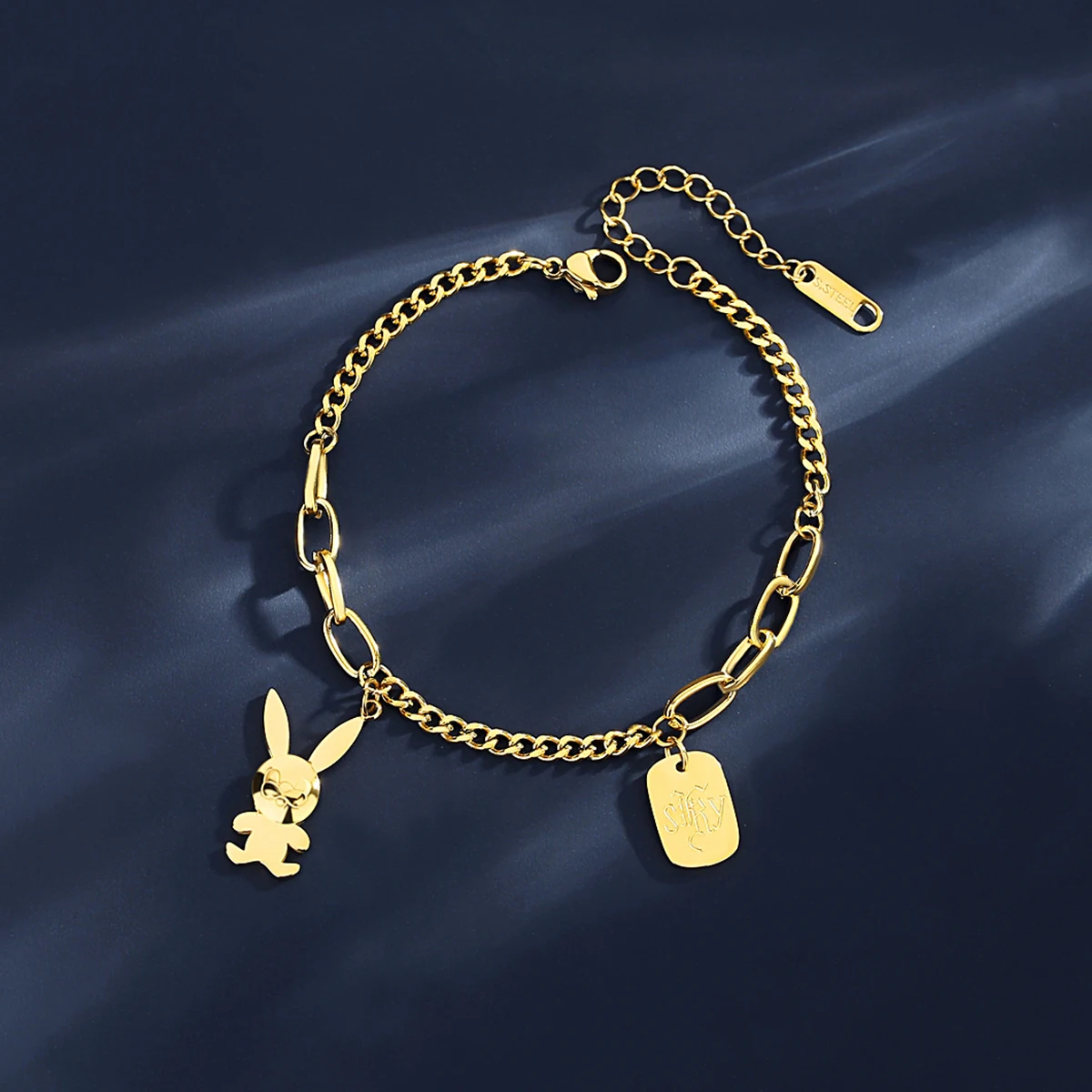 

JINSE New 316L Stainless Steel Gold Chain Bracelets for Women Fashion Jewelry Bunny and Square Engrave Beads Charms Animal Gifts