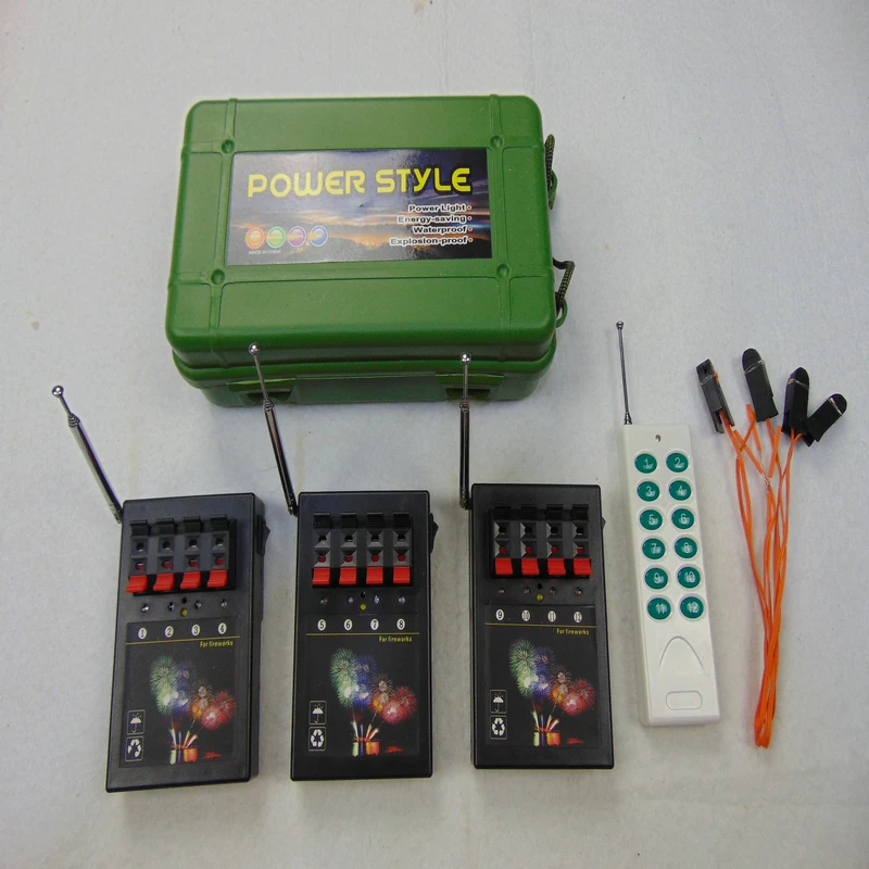 Коммерческий светильник лый черный фейерверк 2021 новый стиль DMX 12 сигналов