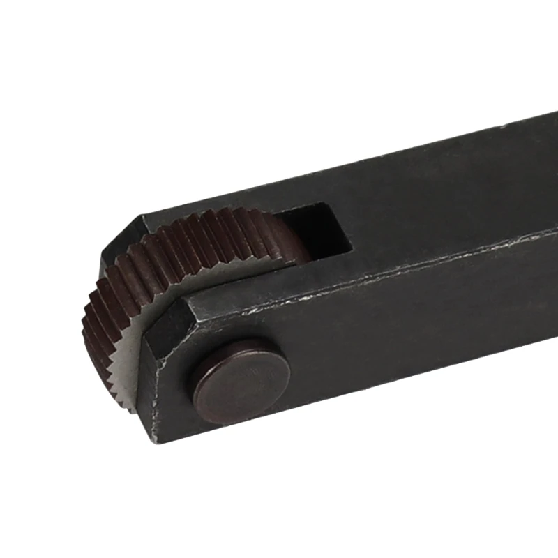 

Straight Knurling Cutter Tool 7pcs Straight Linear Knurling Wheel 0.5 1.5 2.0mm Single Wheel Knife Holder Knurling Cutter Set