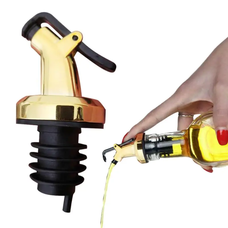 Oil Bottle Stopper Lock Plug Seal Leak-proof Food Grade Plastic Nozzle Sprayer Liquor Dispenser Leak-proof Kitchen Bar Tool