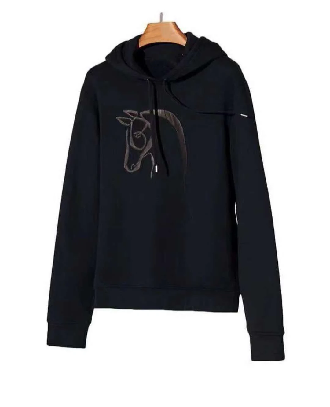 

Футболка мужская летняя из тонкого дышащего хлопка с короткими рукавами и принтом