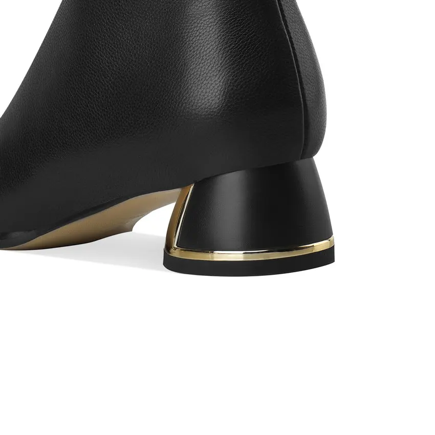 

QUTAA/2021 . PU 34-41