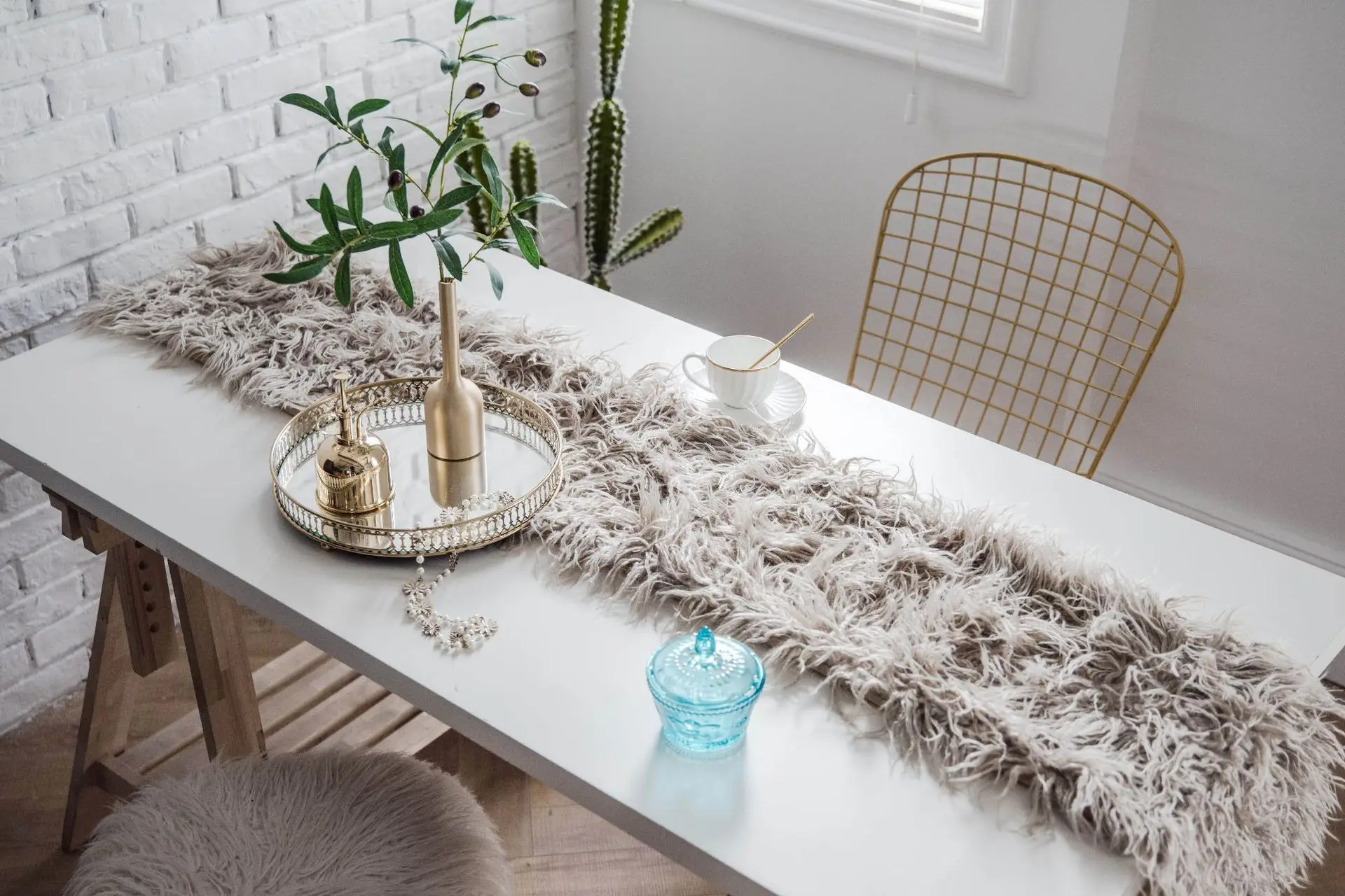 

Tan Wool Solid Color Table Runner European Style Banquet Household Desk Towel Tea Table Towel Table Decoration Table Runner