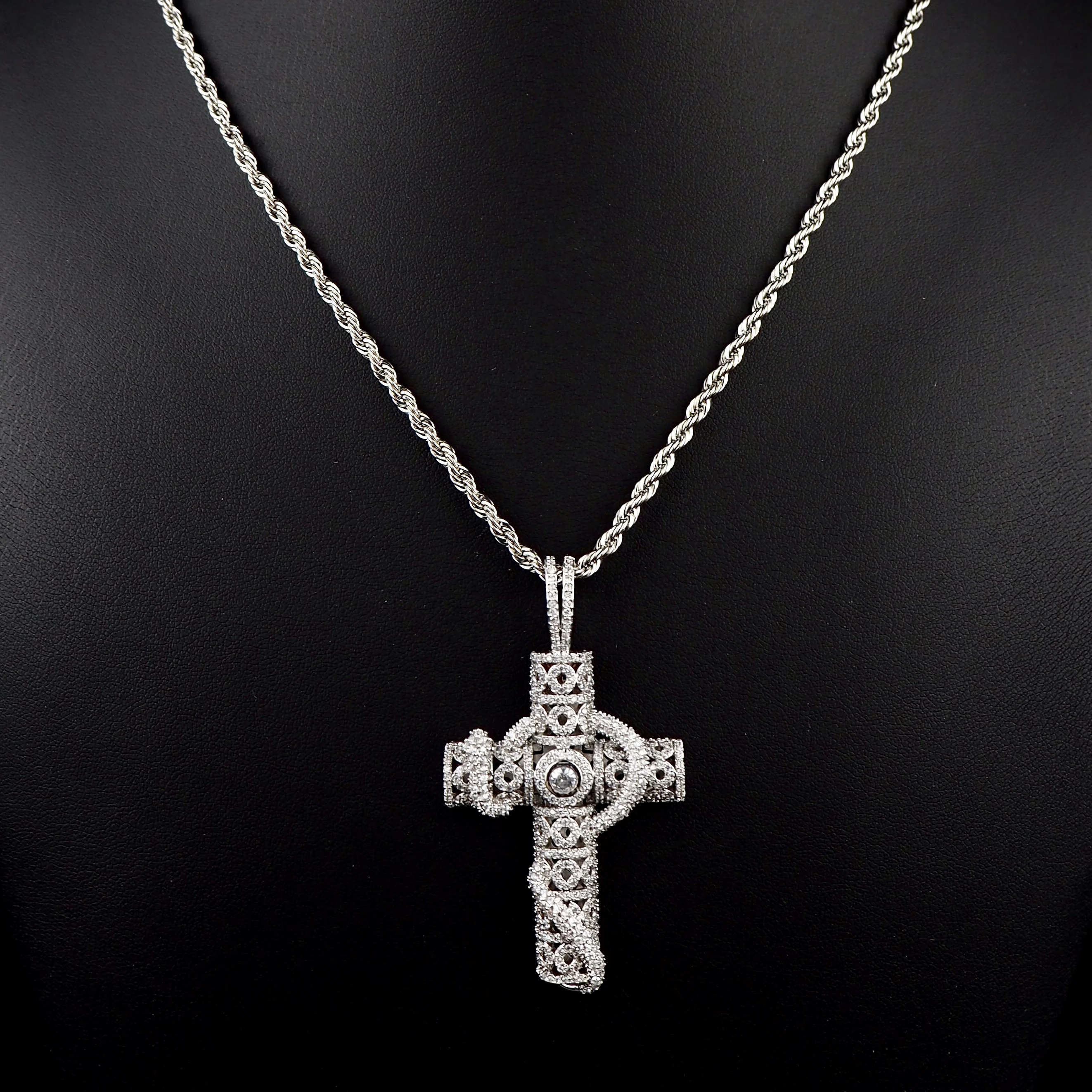 

High End pick stone with Jesus Cross hip hop rock necklace, Unisex accessories