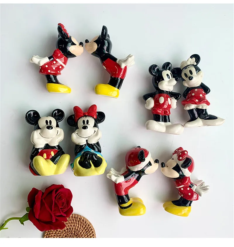 

2 шт., фигурки из мультфильма «Микки Маус»