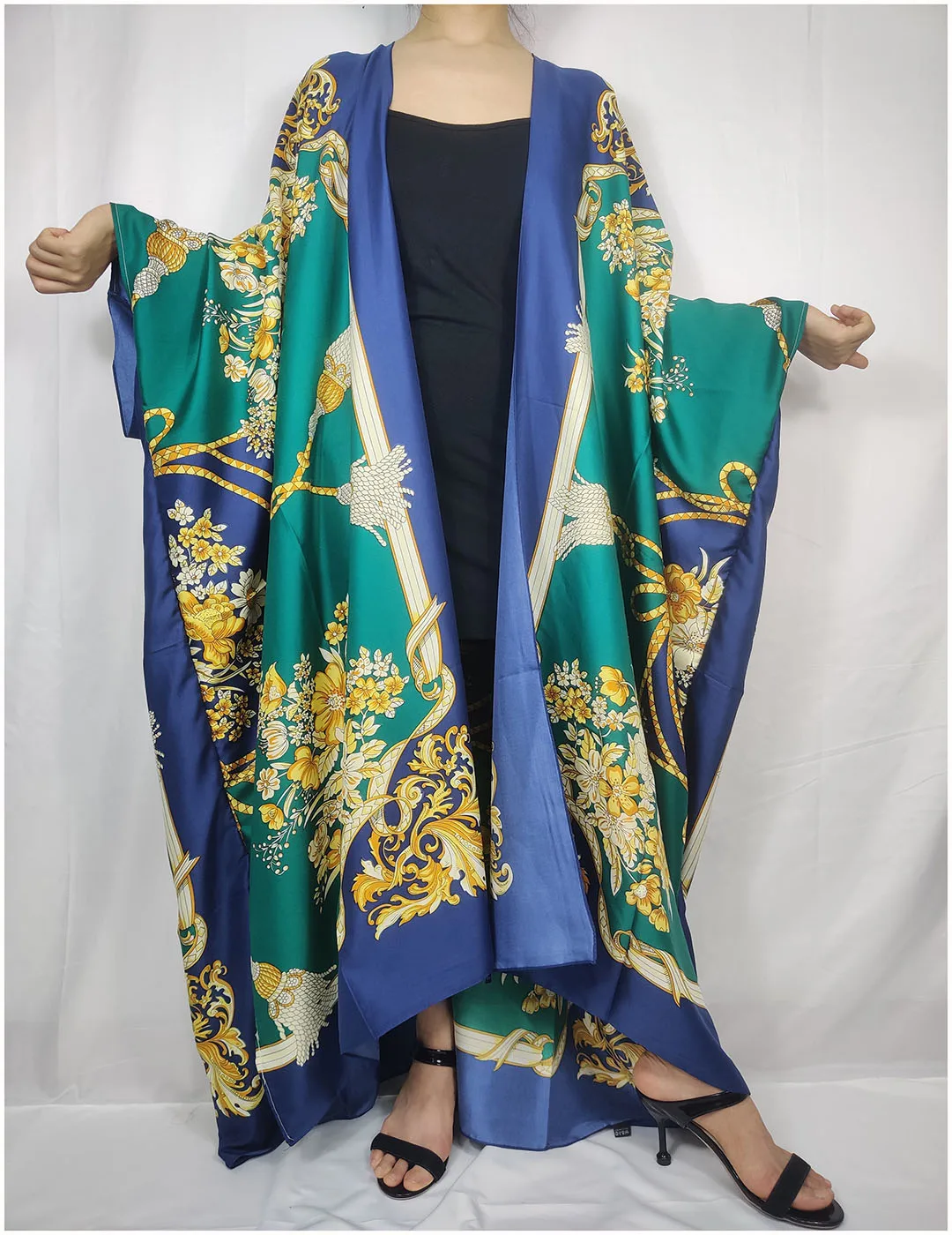 Элегантные длинные кимоно с цветочным рисунком открытые спереди для женщин