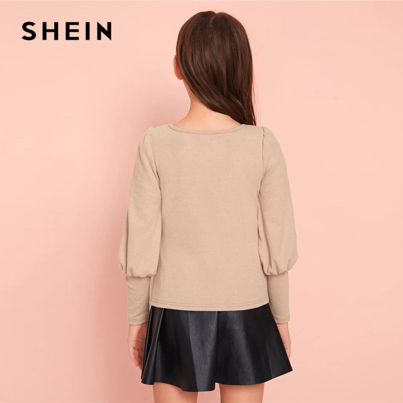 SHEIN Kiddie/Повседневная облегающая Однотонная футболка цвета хаки с квадратным вырезом для девочек детские топы, Осенние вязаные футболки с рукавами из бараньей шерсти