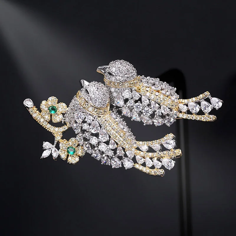 

South Korea new fashion high-end cute elegant Birds Animal All-match Brooches pin coat accessories zircons female corsage