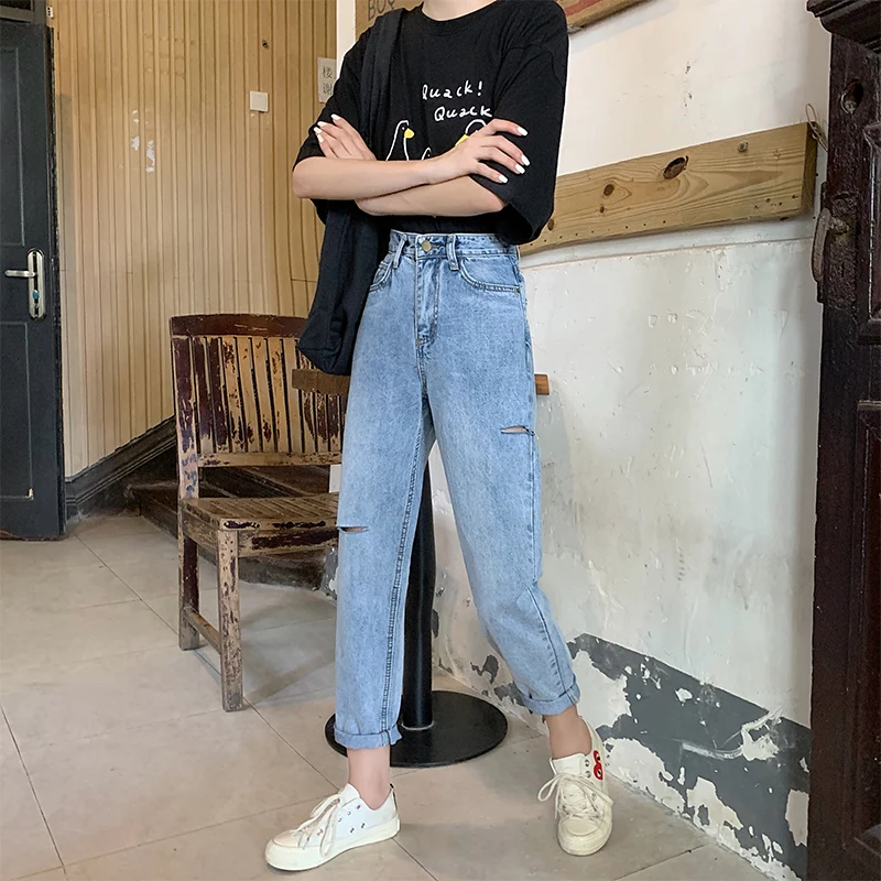 

Женские свободные джинсы 2021 Новинка весны на лето, свободные штаны с высокой талией рваные Укороченные прямые размера плюс женский папа брю...