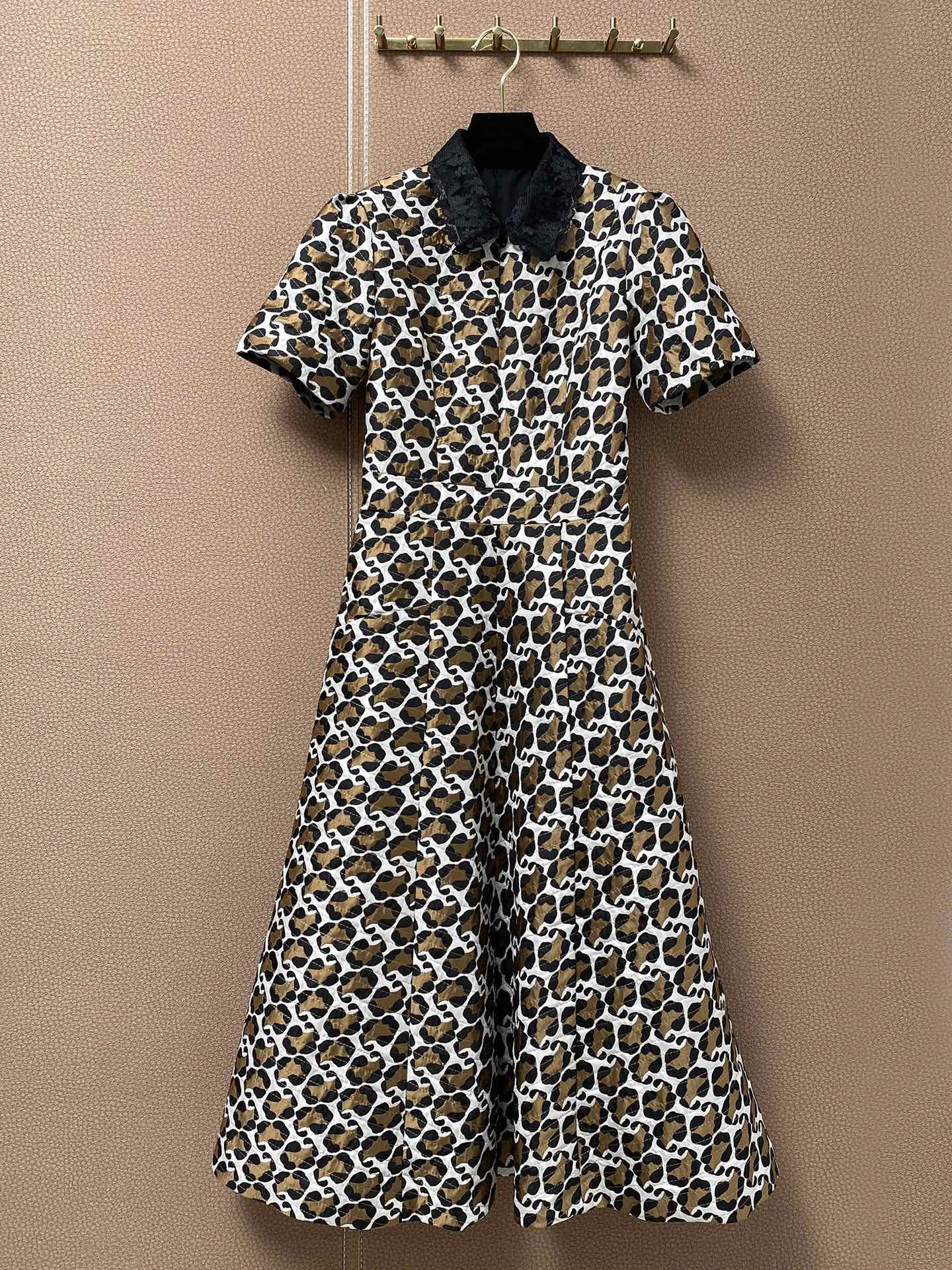 

2021 Autumn Spring Runway Fashion Midi Long Dress Women Short Sleeve Peter Pan Collar Leopard Print Cotton Wadded Festa Vestido